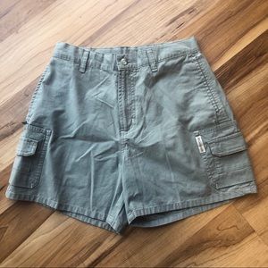 NWT Columbia White Falls Cargo Shorts in Sage